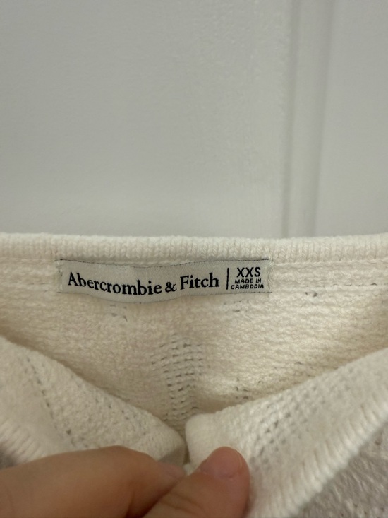 Abercrombie And Fitch White Crochet Tie Front Knit Tank Top Size XXS NWT - Picture 4 of 7